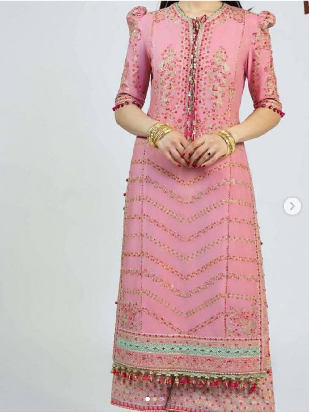 Embroidered Pink Long-Sleeve Women's Dress with Contrasting Dupatta - Picture 3 of 10